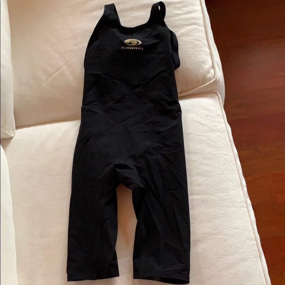 Suit - image 1